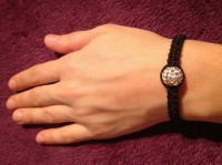 Pulsera de macrame con bola rhinstone blanco